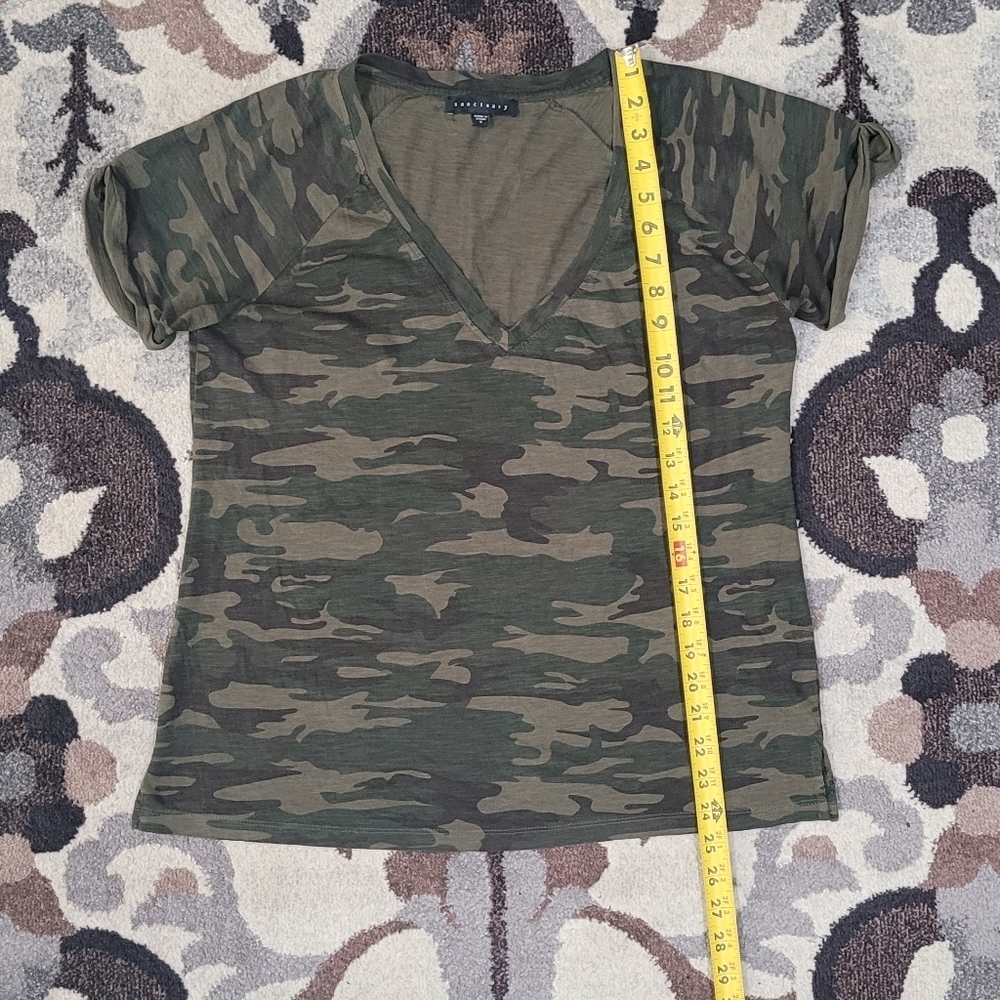 Sanctuary Green Camo Print Short Sleeve T-Shirt Women's Size Small S - Picture 8 of 9